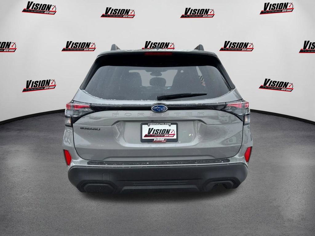 Used 2025 Subaru Forester Premium image 6