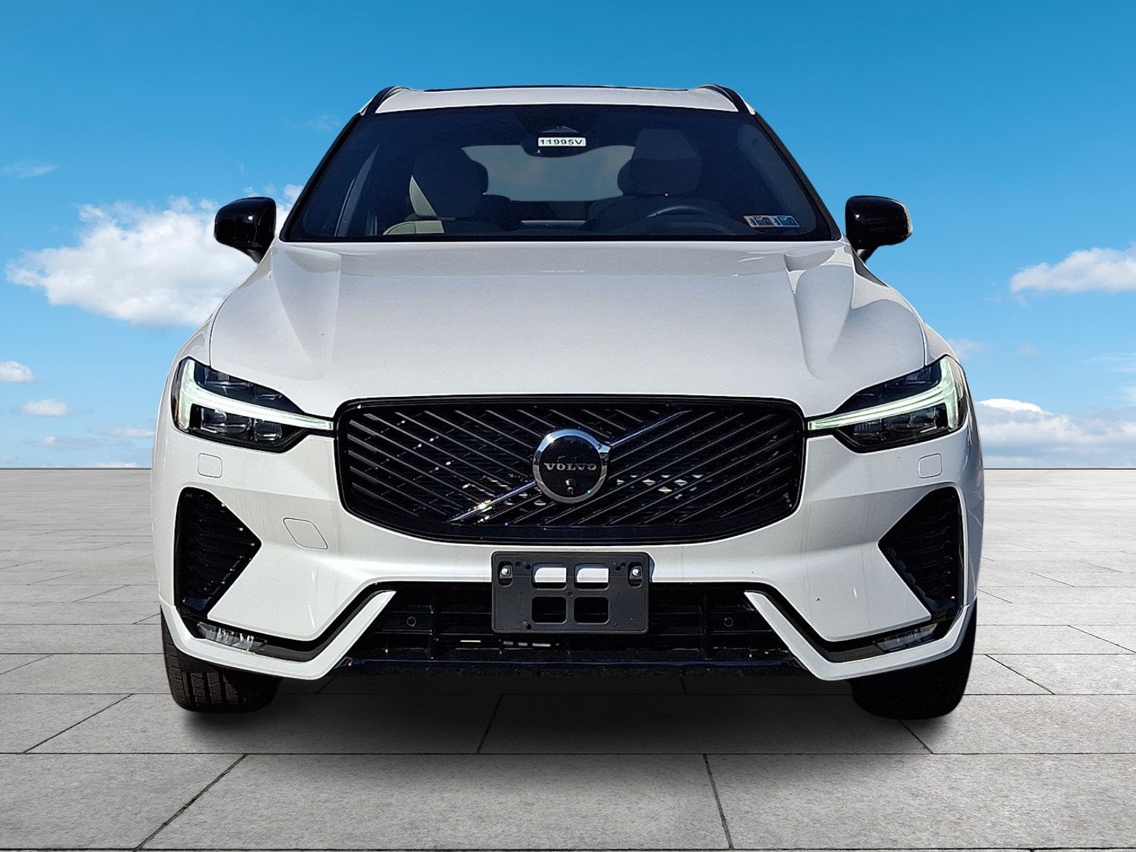 New 2026 Volvo XC60 B5 Plus w/ Protection Package Premier AWD/4WD image 2