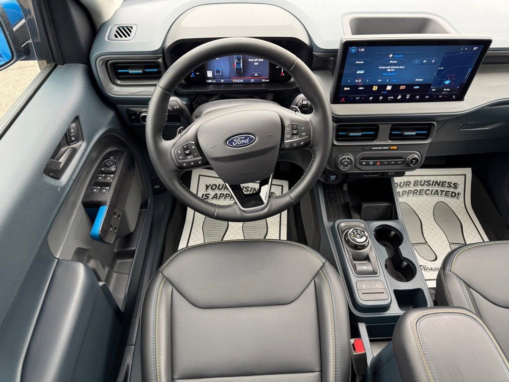 Used 2025 Ford Maverick Lobo image 6