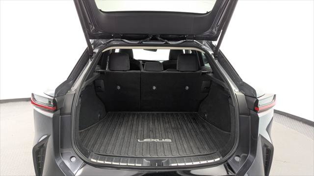 Used 2023 Lexus RZ 450e Premium w/ Accessory Package (2T) AWD/4WD image 18