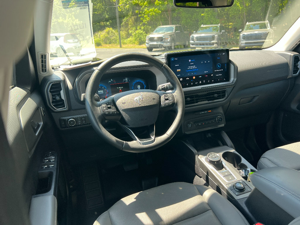 Used 2025 Ford Bronco Sport Badlands AWD/4WD image 18
