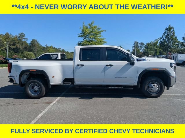 Used 2025 GMC Sierra 3500 Pro AWD/4WD image 3
