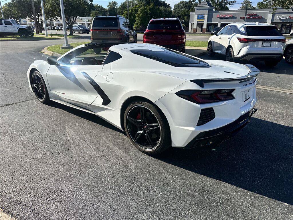 Used 2023 Chevrolet Corvette Stingray Coupe RWD image 4