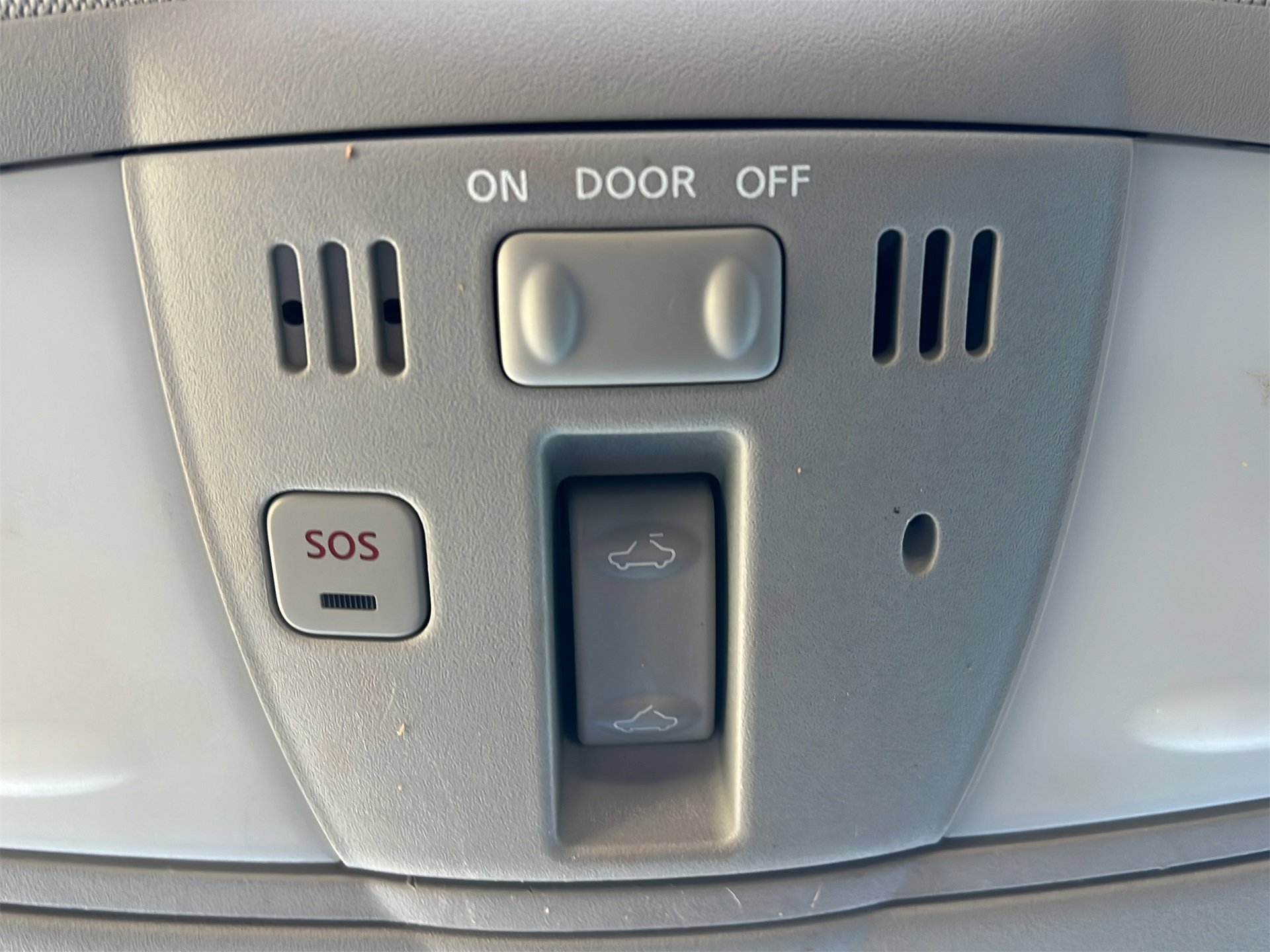 Certified 2018 INFINITI QX80 4WD w/ Deluxe Technology Package image 26