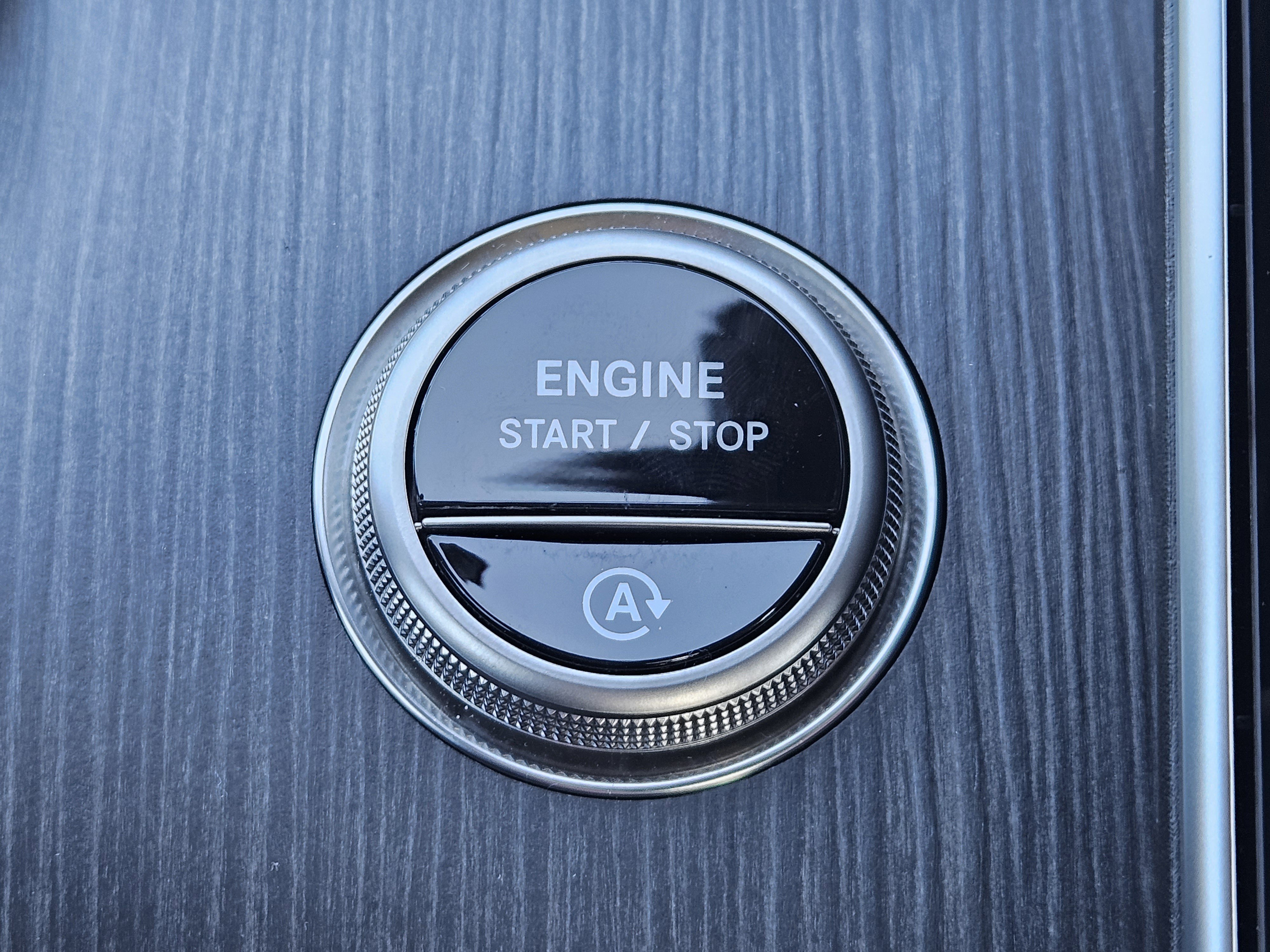 Certified 2025 Mercedes-Benz C 300 Sedan image 21