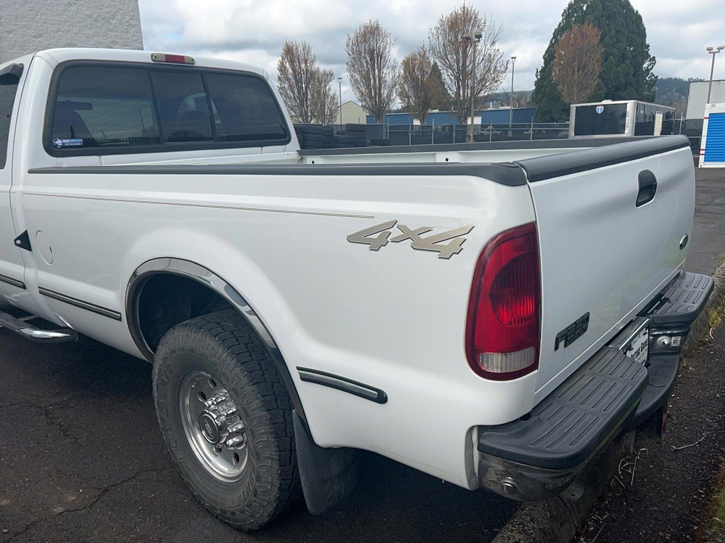 Used 2000 Ford F250 XLT AWD/4WD image 4