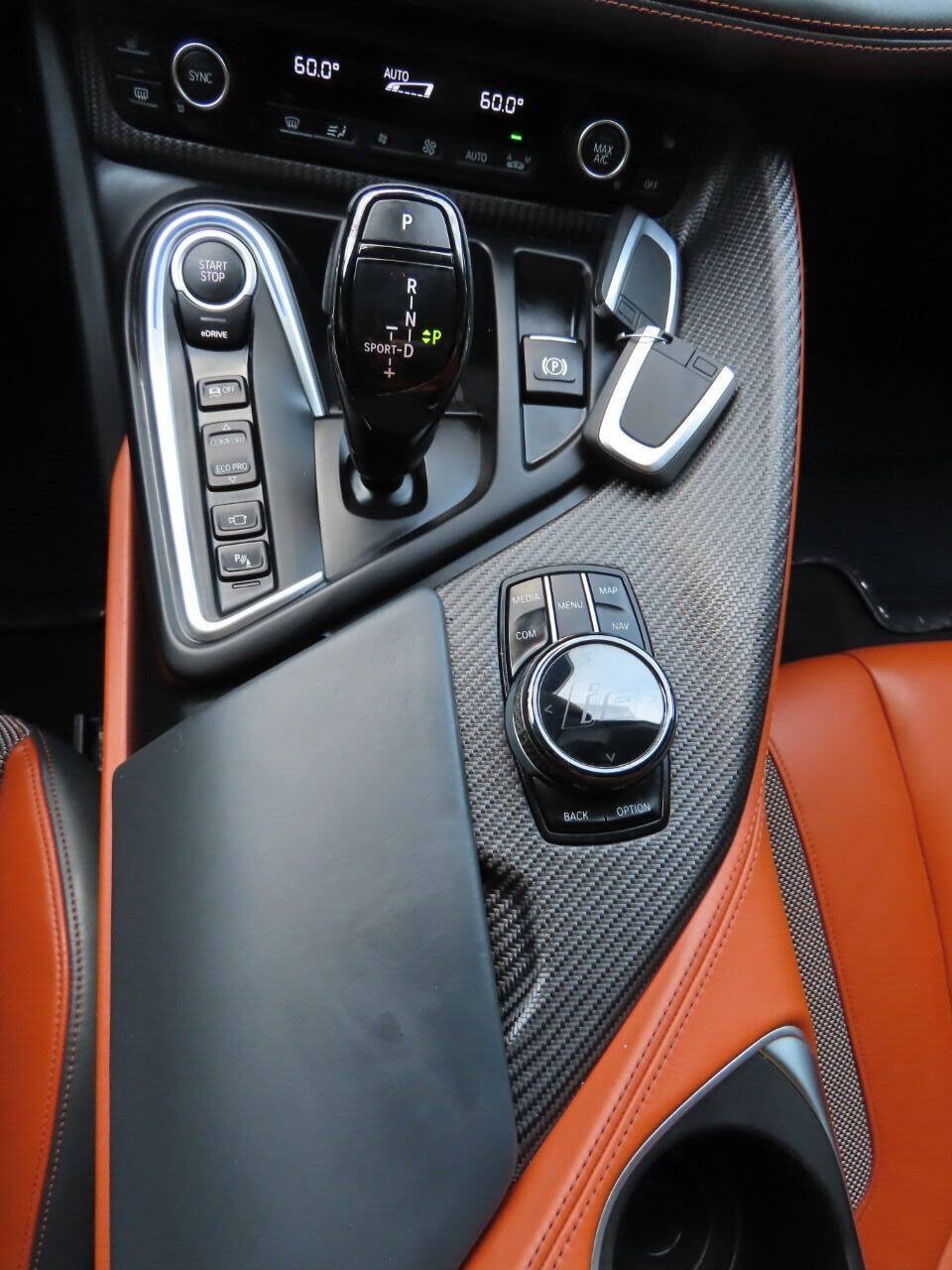Used 2019 BMW i8 Roadster AWD/4WD image 46