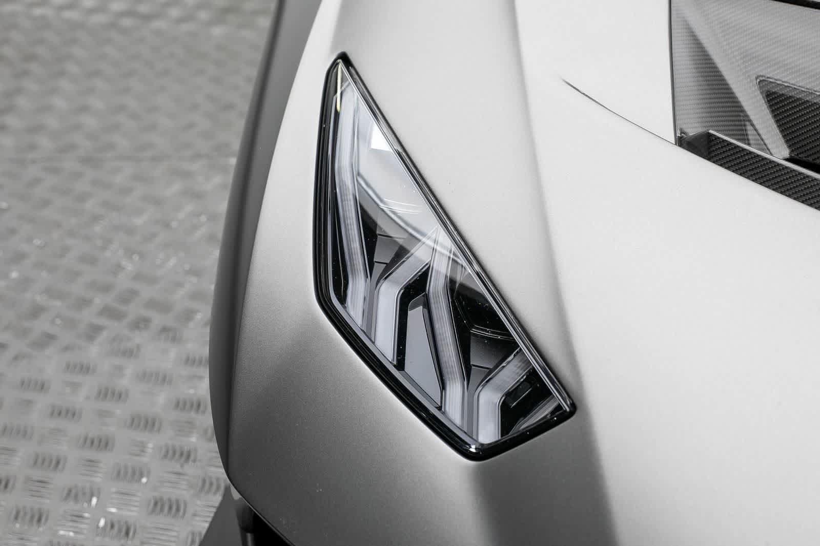Used 2022 Lamborghini Huracan STO RWD image 48