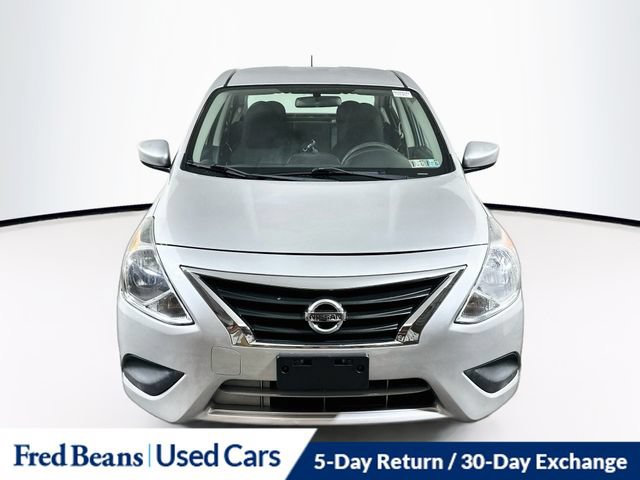 Used 2016 Nissan Versa S Plus FWD image 2