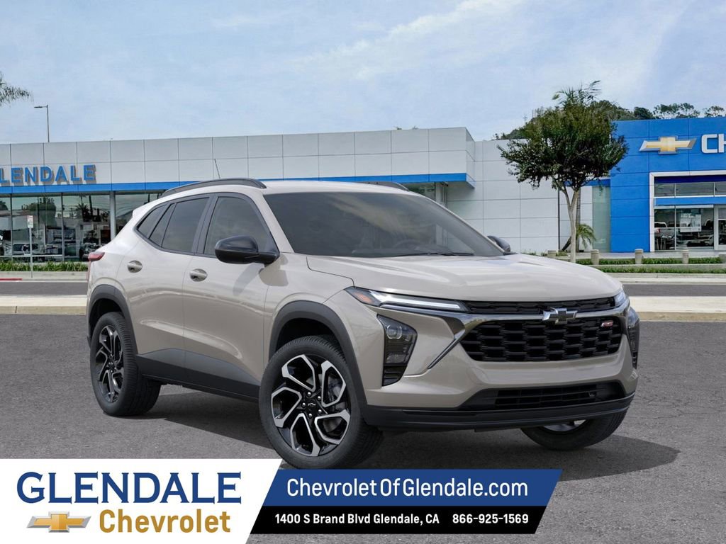 New 2026 Chevrolet Trax RS w/ Driver Confidence Package FWD image 2