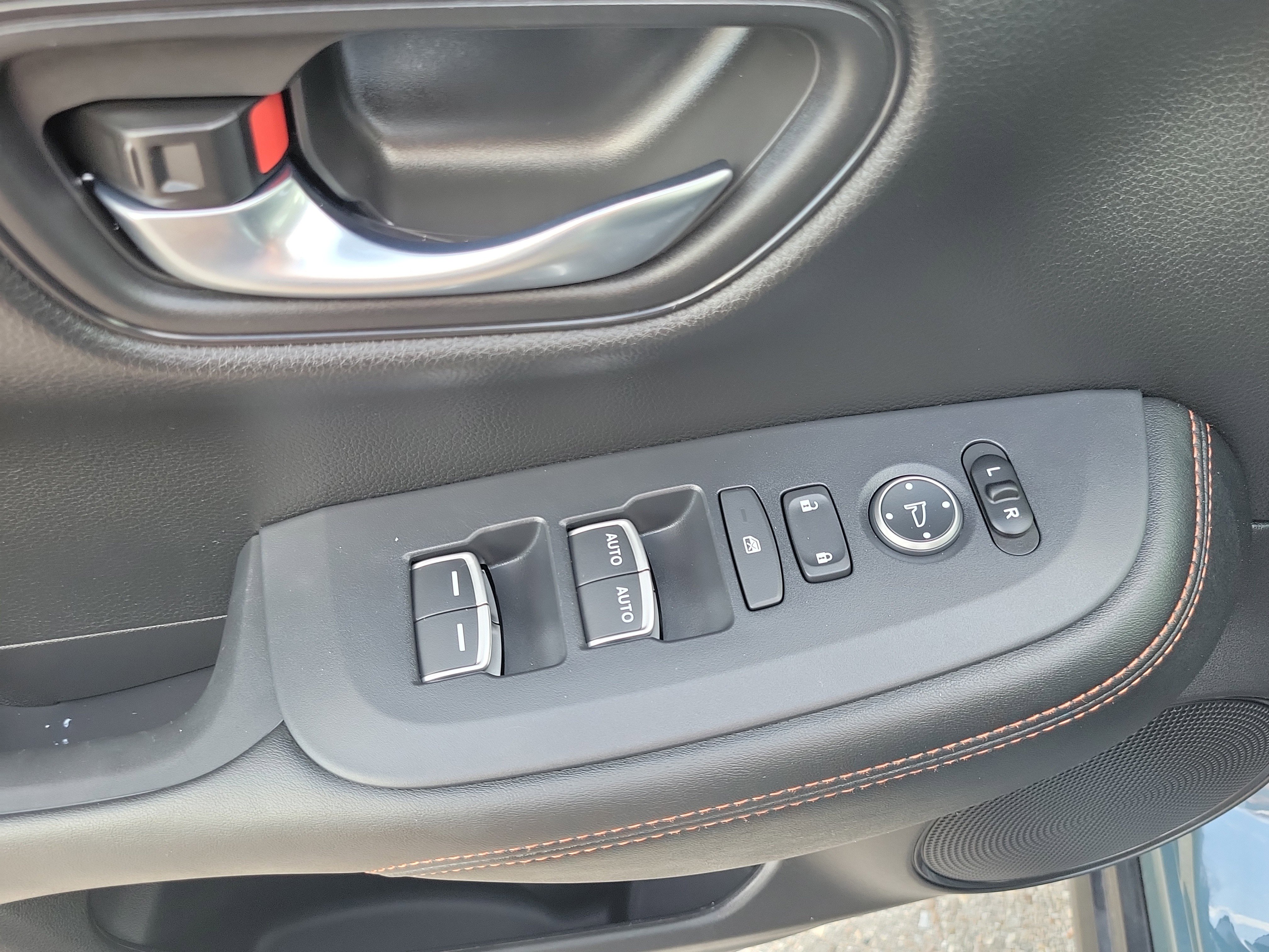 Used 2024 Honda HR-V Sport image 21