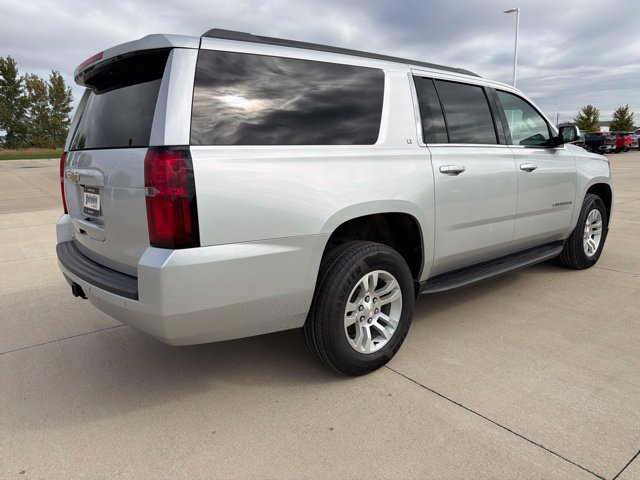 Used 2018 Chevrolet Suburban LT AWD/4WD image 6