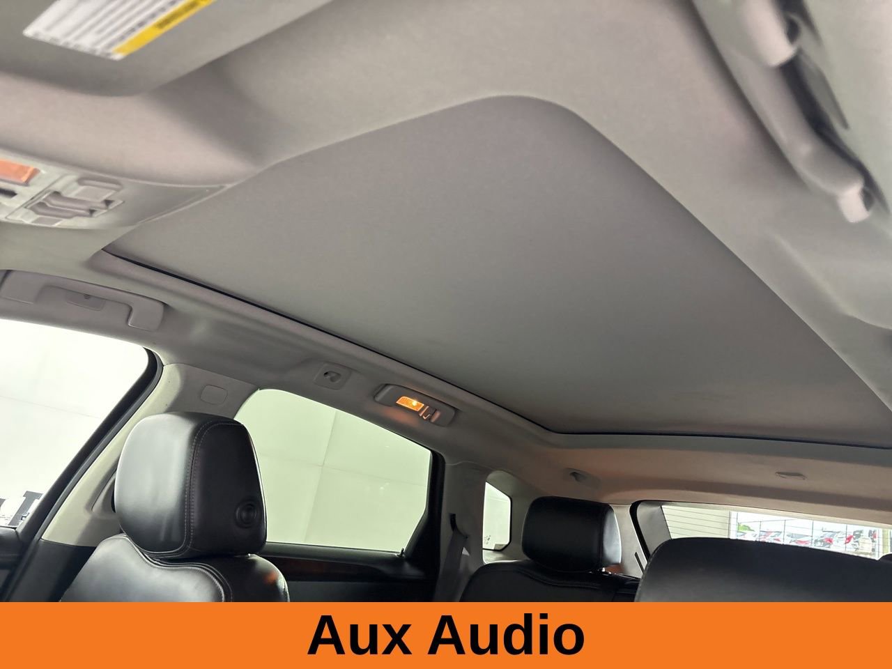 Used 2016 Cadillac SRX Luxury w/ Driver Awareness Package FWD image 11