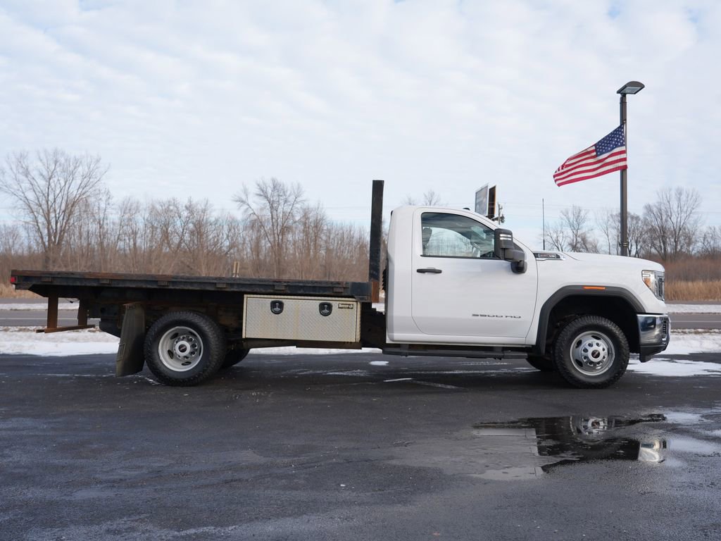 Used 2022 GMC Sierra 3500 Pro w/ Convenience Package image 2