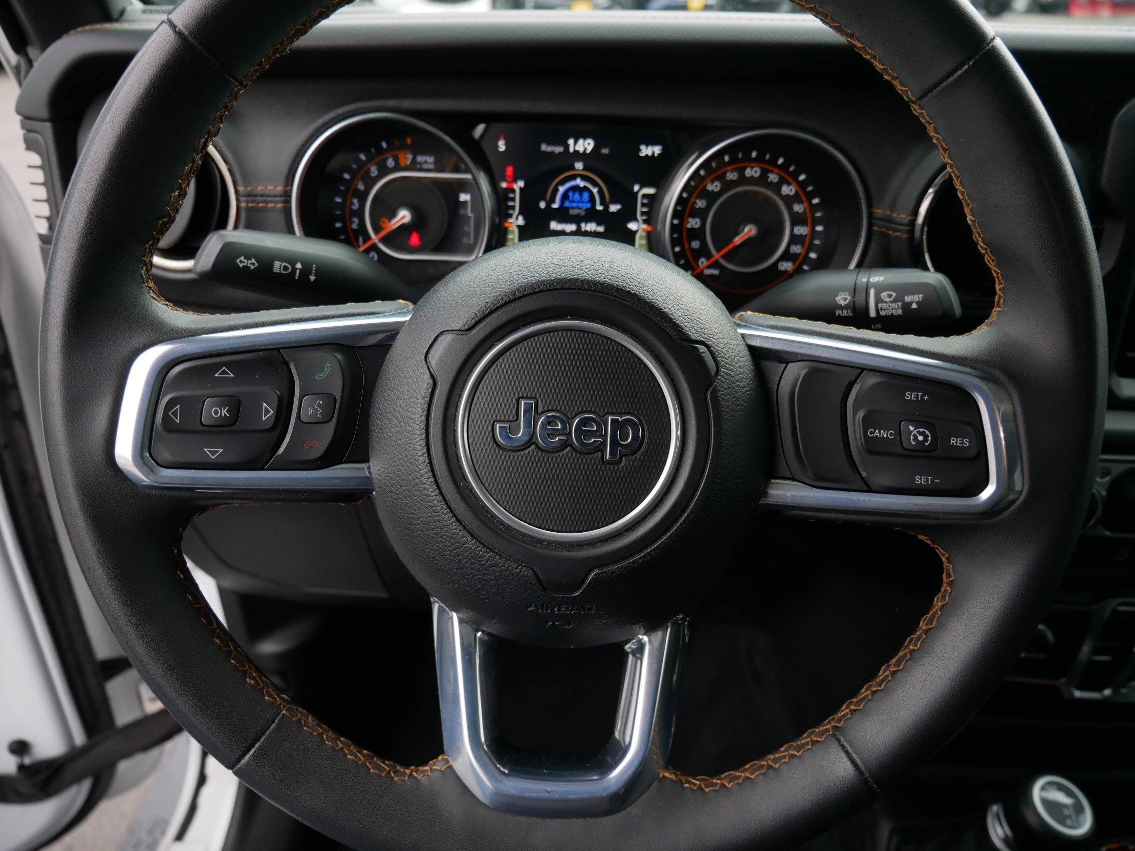 Used 2023 Jeep Gladiator Overland image 26