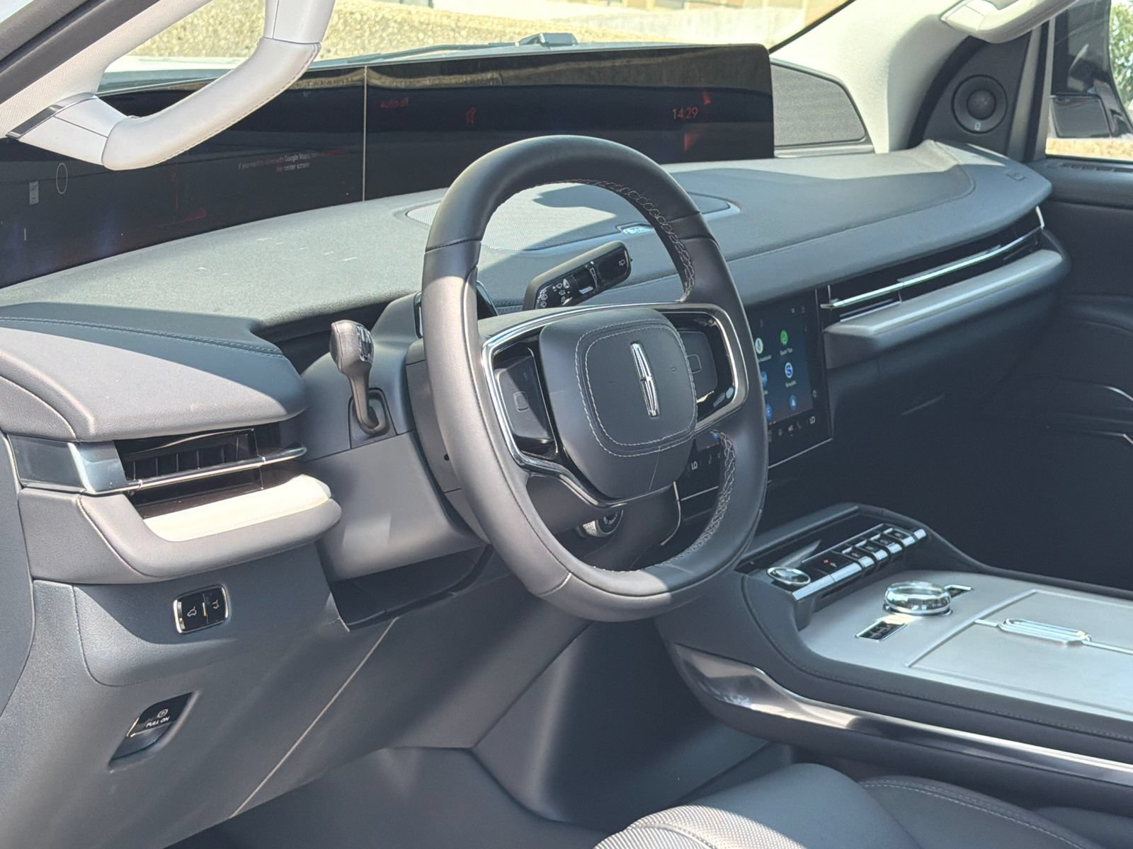 New 2027 Lincoln Navigator L Premier AWD/4WD image 15