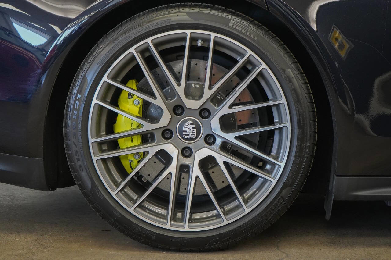 Used 2023 Porsche Panamera Turbo S image 18