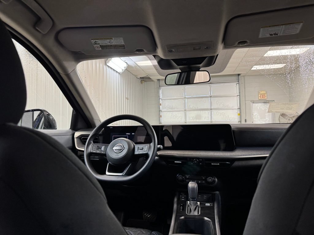 Used 2026 Nissan Kicks SV w/ Cold Weather Package AWD/4WD image 32