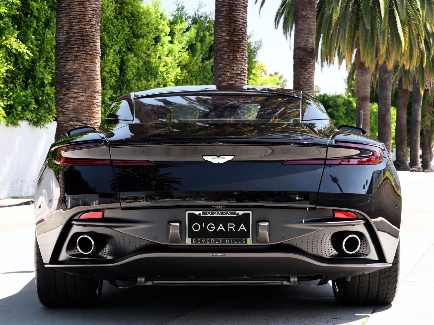 Used 2020 Aston Martin DB11 Coupe image 8