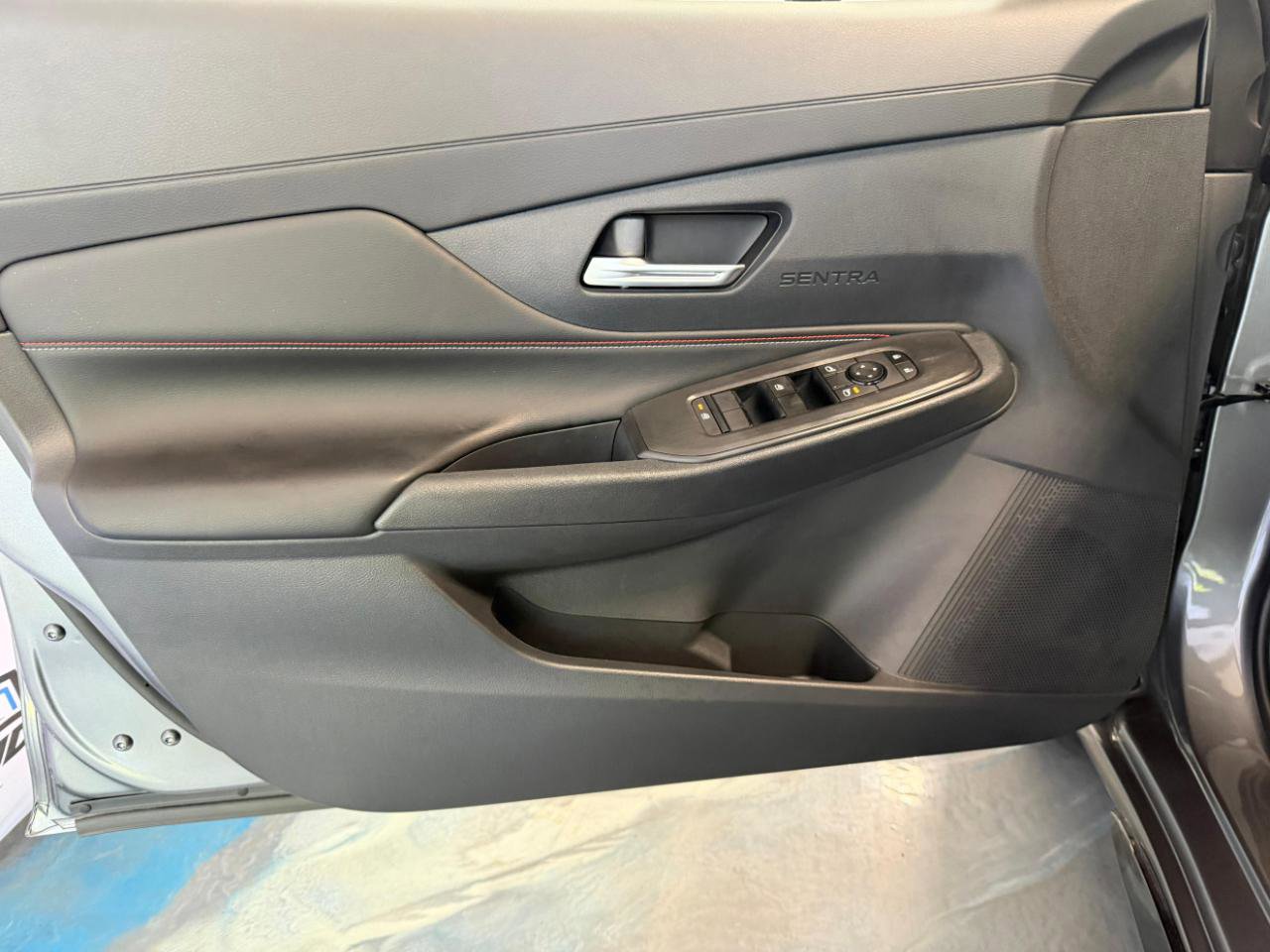 Used 2026 Nissan Sentra SR w/ Floor Mat Package FWD image 11