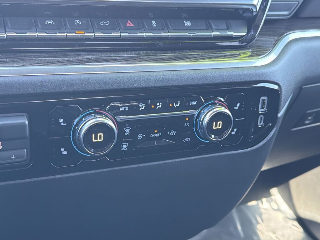 Used 2026 GMC Sierra 1500 Elevation image 41