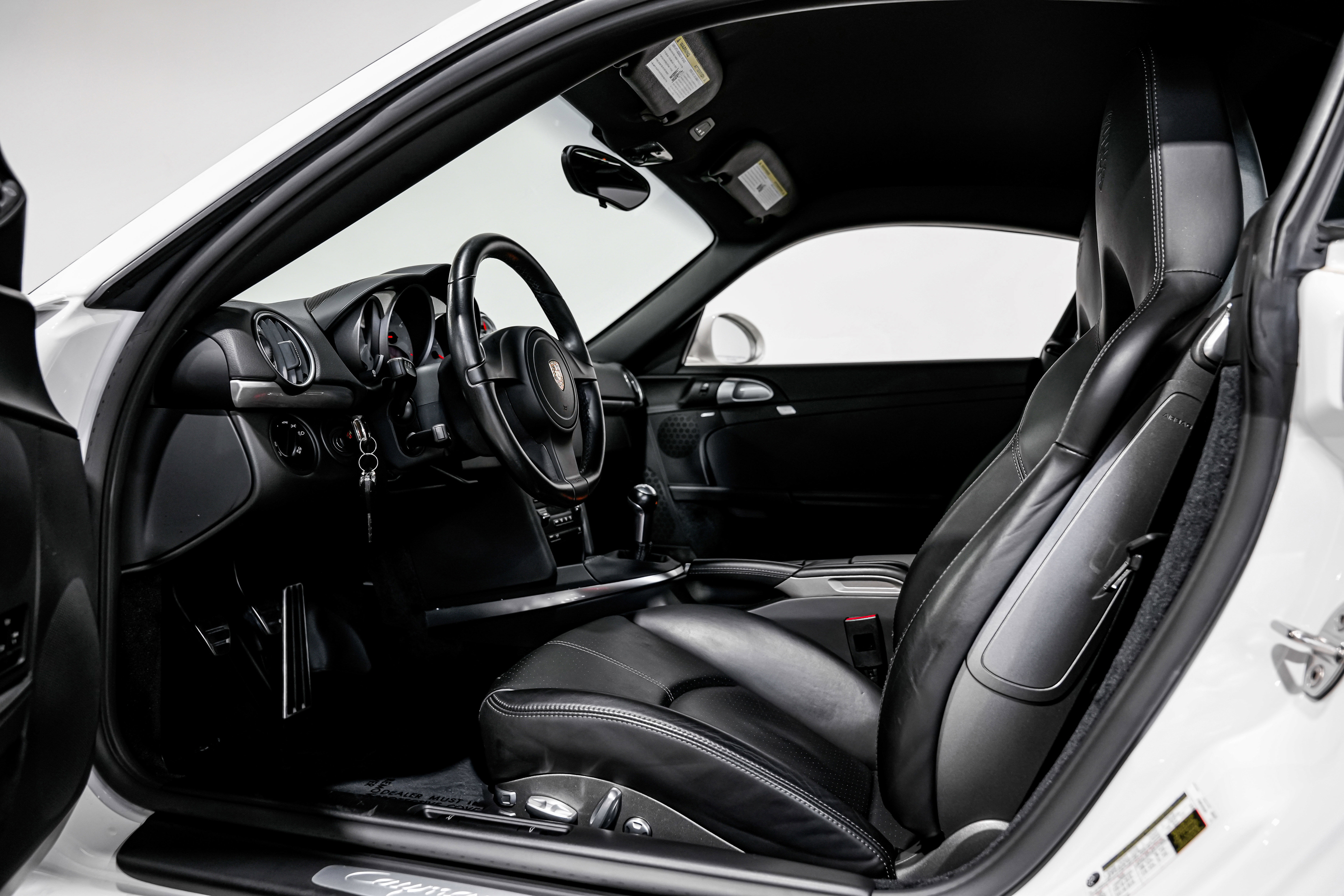 Used 2011 Porsche Cayman S image 19