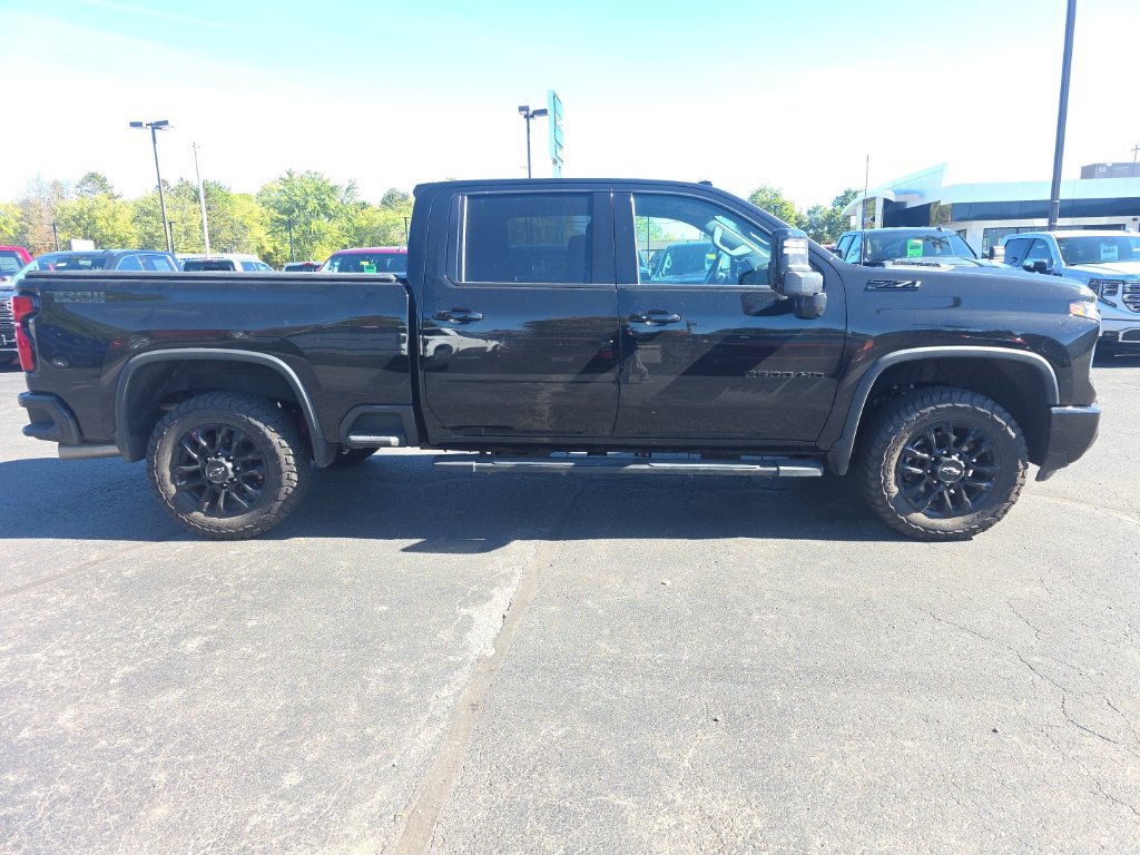 Used 2026 Chevrolet Silverado 2500 LTZ w/ LTZ Plus Package AWD/4WD image 5