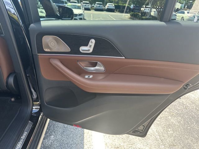 Certified 2025 Mercedes-Benz GLS 450 4MATIC image 6