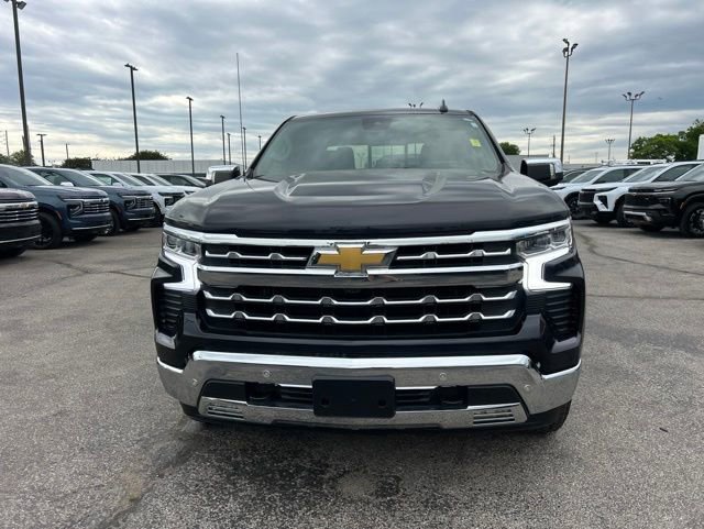 Used 2024 Chevrolet Silverado 1500 LTZ AWD/4WD image 8