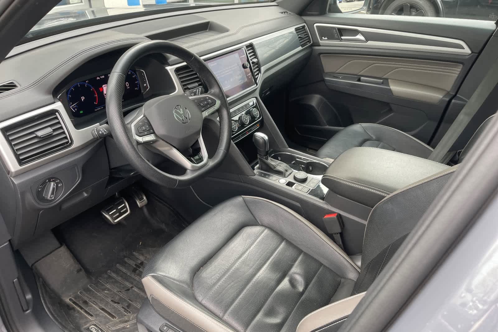Used 2021 Volkswagen Atlas Cross Sport SEL Premium R-Line image 9