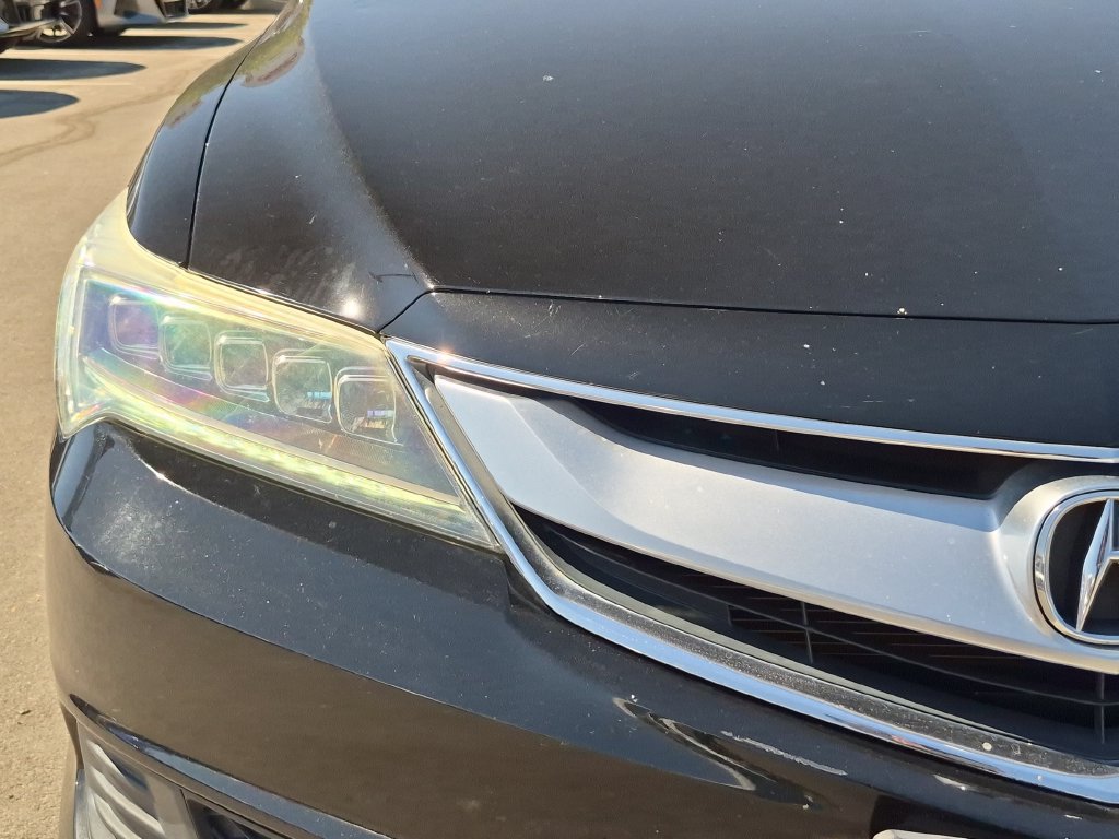Used 2017 Acura ILX FWD image 23
