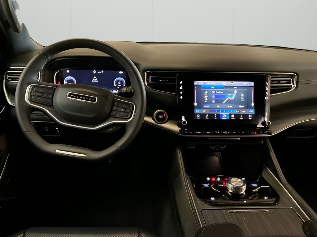 Used 2024 Jeep Wagoneer L Series III w/ Flexible Seating Group image 7