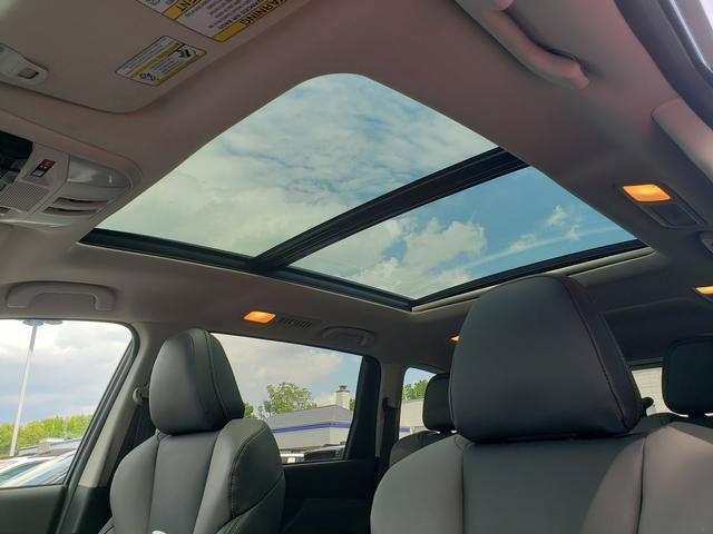 Certified 2024 Subaru Ascent Onyx Edition AWD/4WD image 16