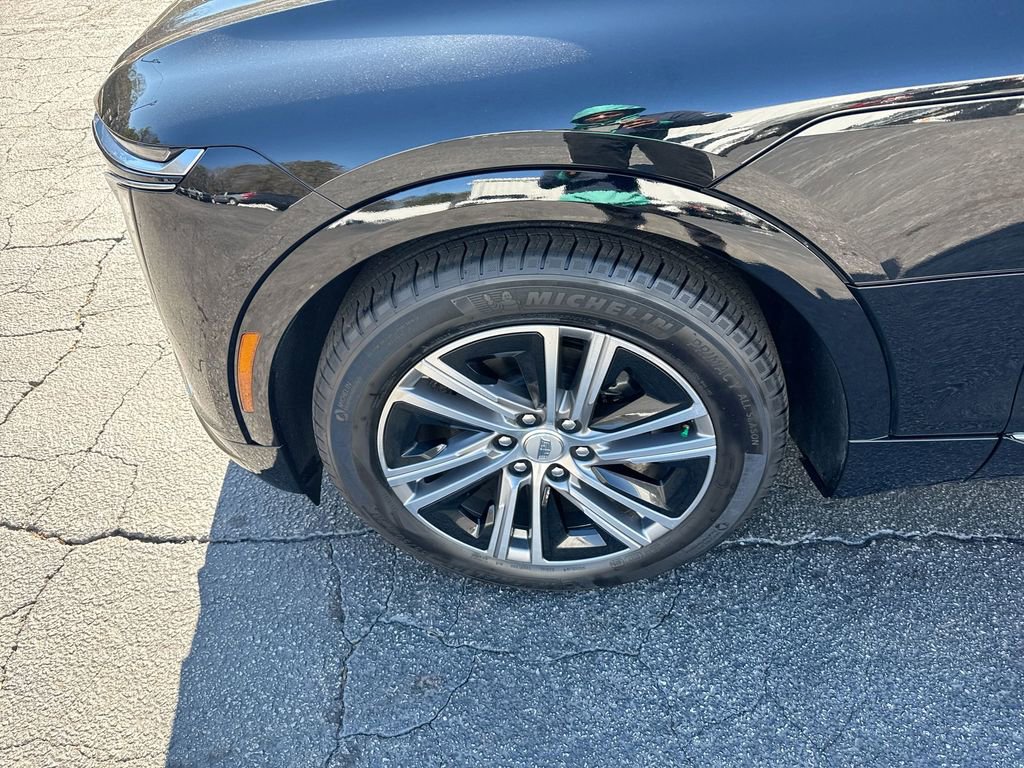 Used 2025 Cadillac Lyriq Luxury image 12