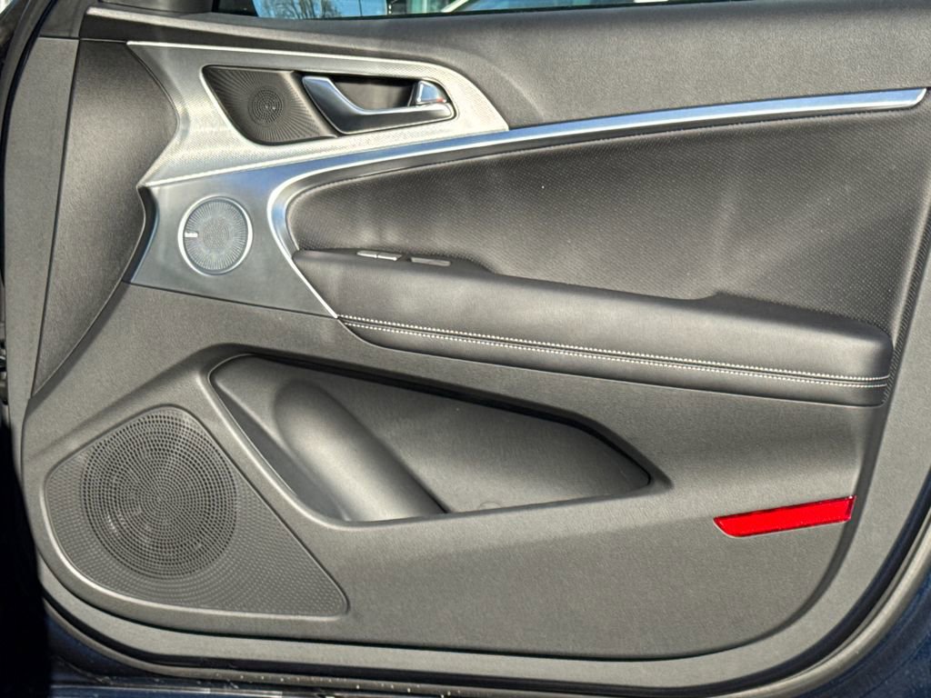 New 2026 Genesis G70 2.5T Prestige image 14