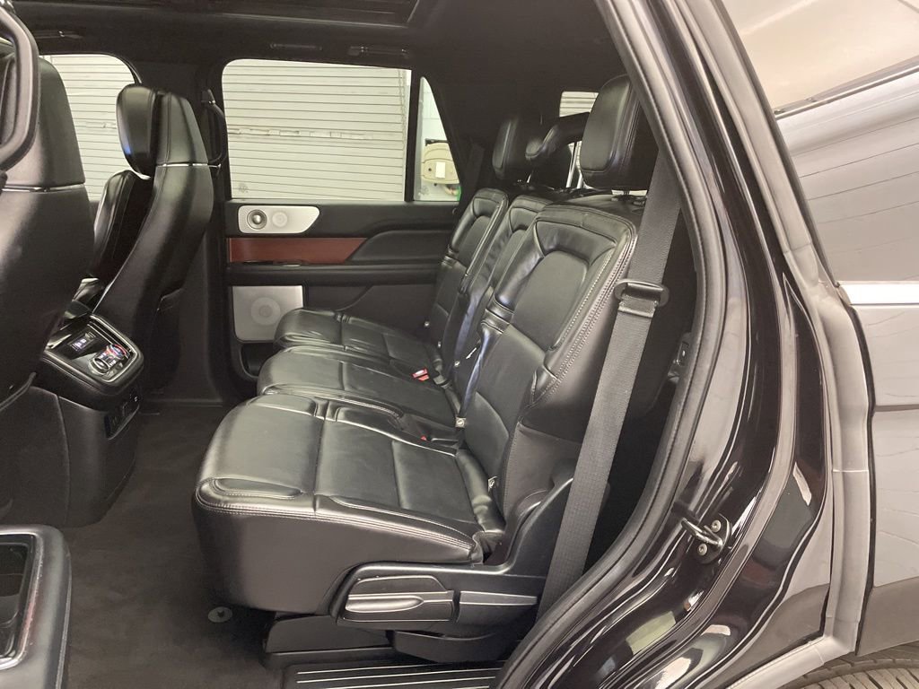 Used 2020 Lincoln Navigator Reserve w/ Equipment Group 208A Reserve image 23