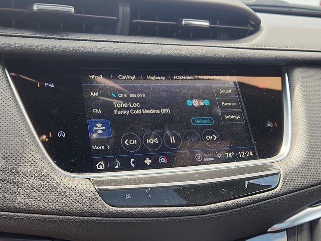 Certified 2024 Cadillac XT6 Luxury w/ LPO, Floor Liner Package AWD/4WD image 17