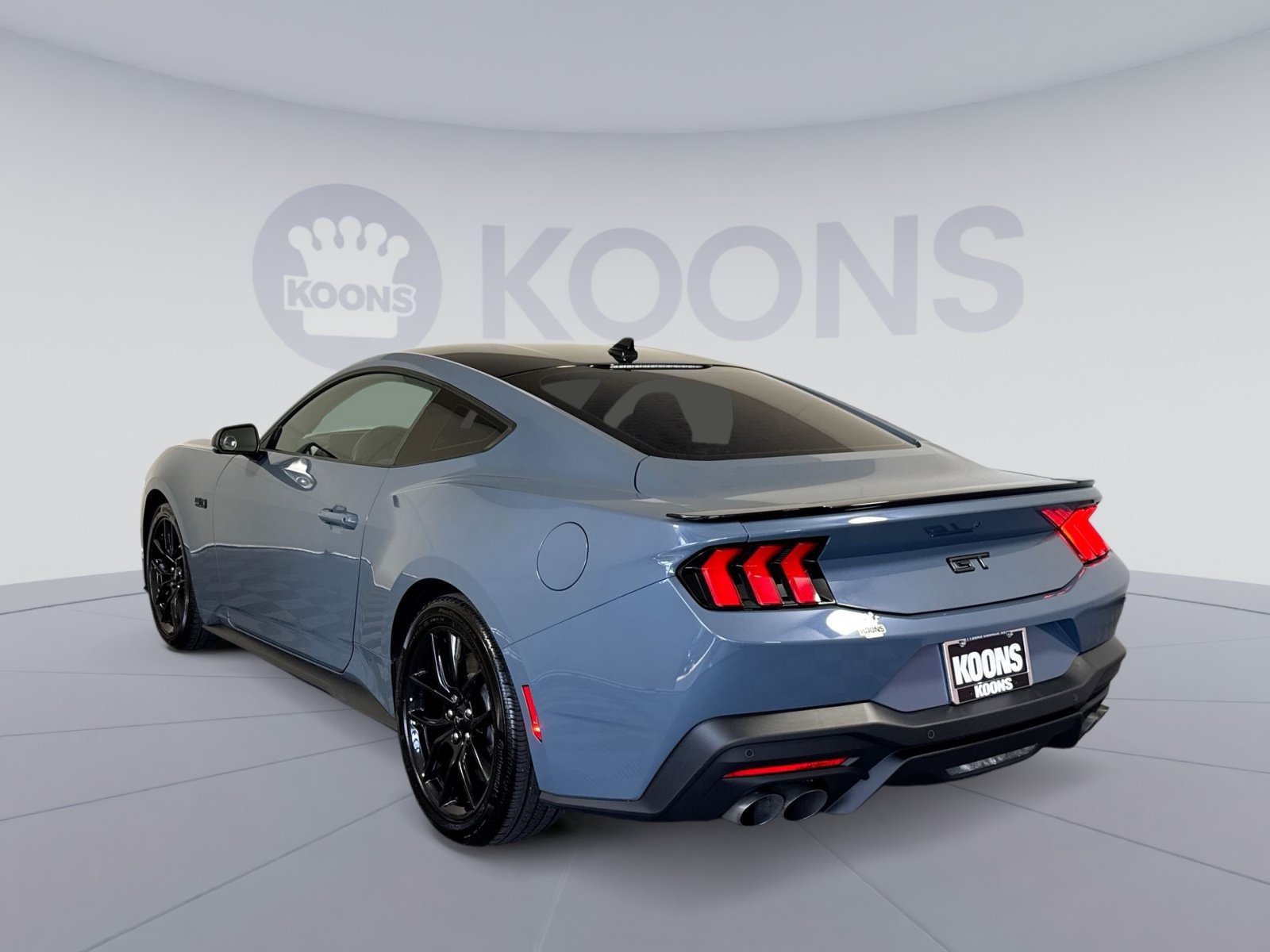 Used 2025 Ford Mustang GT Premium RWD image 4