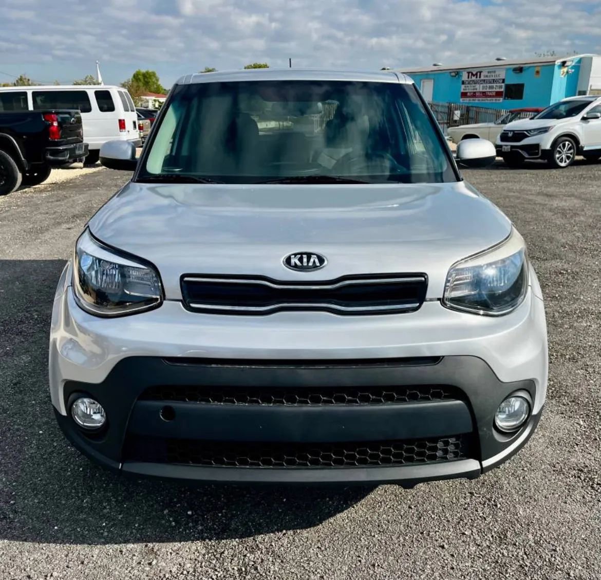 Used 2018 Kia Soul + image 3