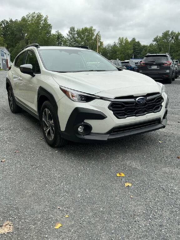 Certified 2025 Subaru Crosstrek 2.5i Premium AWD/4WD image 7
