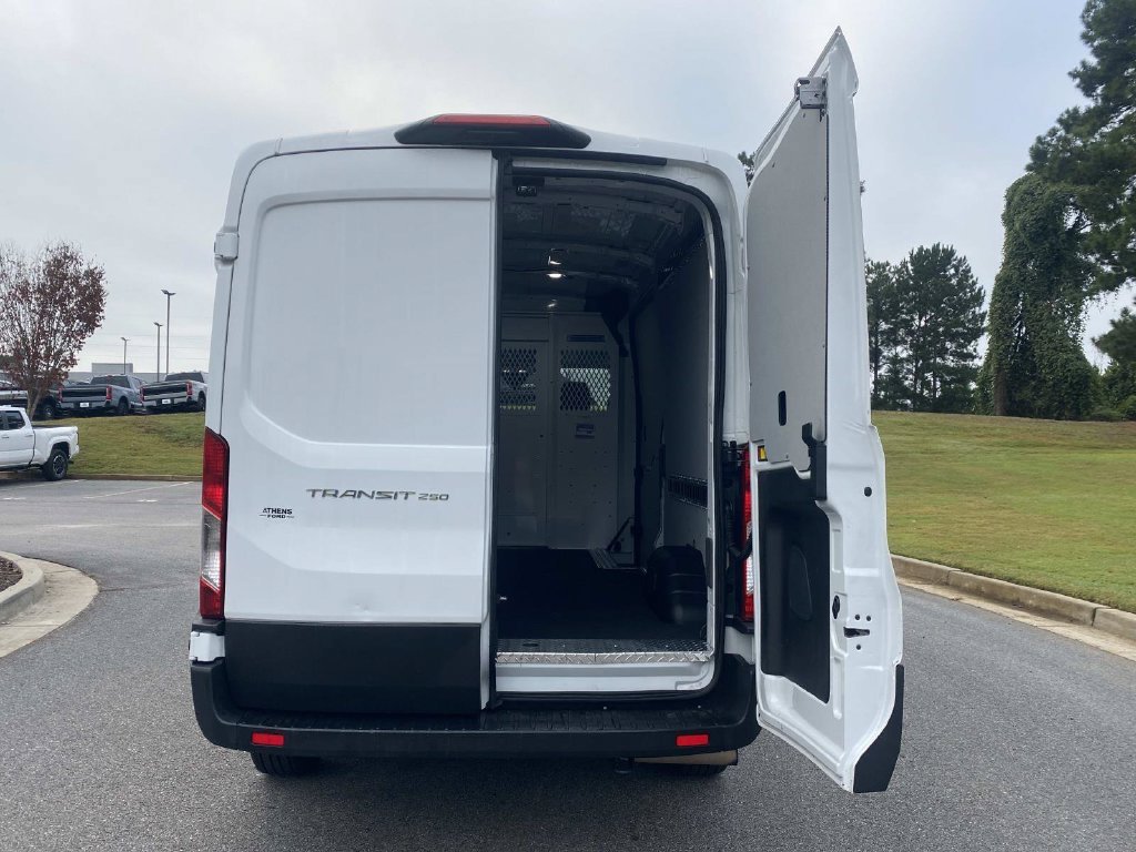 Used 2025 Ford Transit 250 148 Medium Roof RWD image 6