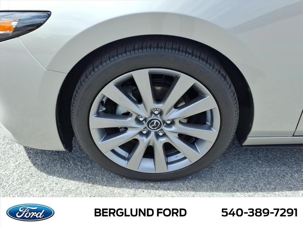 Used 2022 MAZDA MAZDA3 s FWD image 11