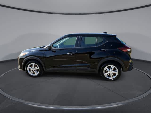 Used 2022 Nissan Kicks S FWD image 5