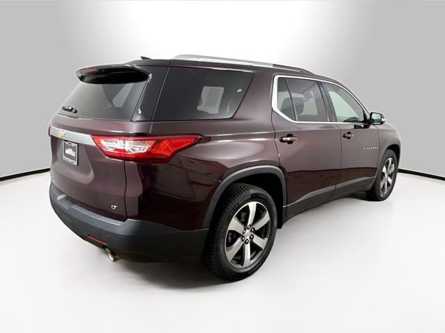 Used 2018 Chevrolet Traverse LT w/ LPO, Cargo Package AWD/4WD image 11