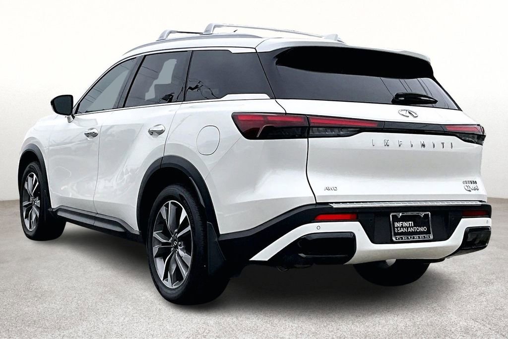 Certified 2025 INFINITI QX60 Luxe w/ Vision Package image 17