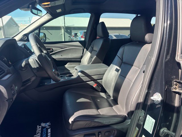 Used 2024 Honda Passport EX-L image 10