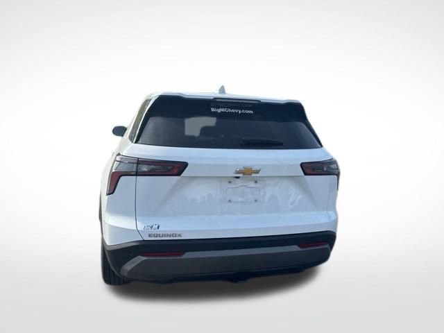 Used 2025 Chevrolet Equinox LT FWD image 4