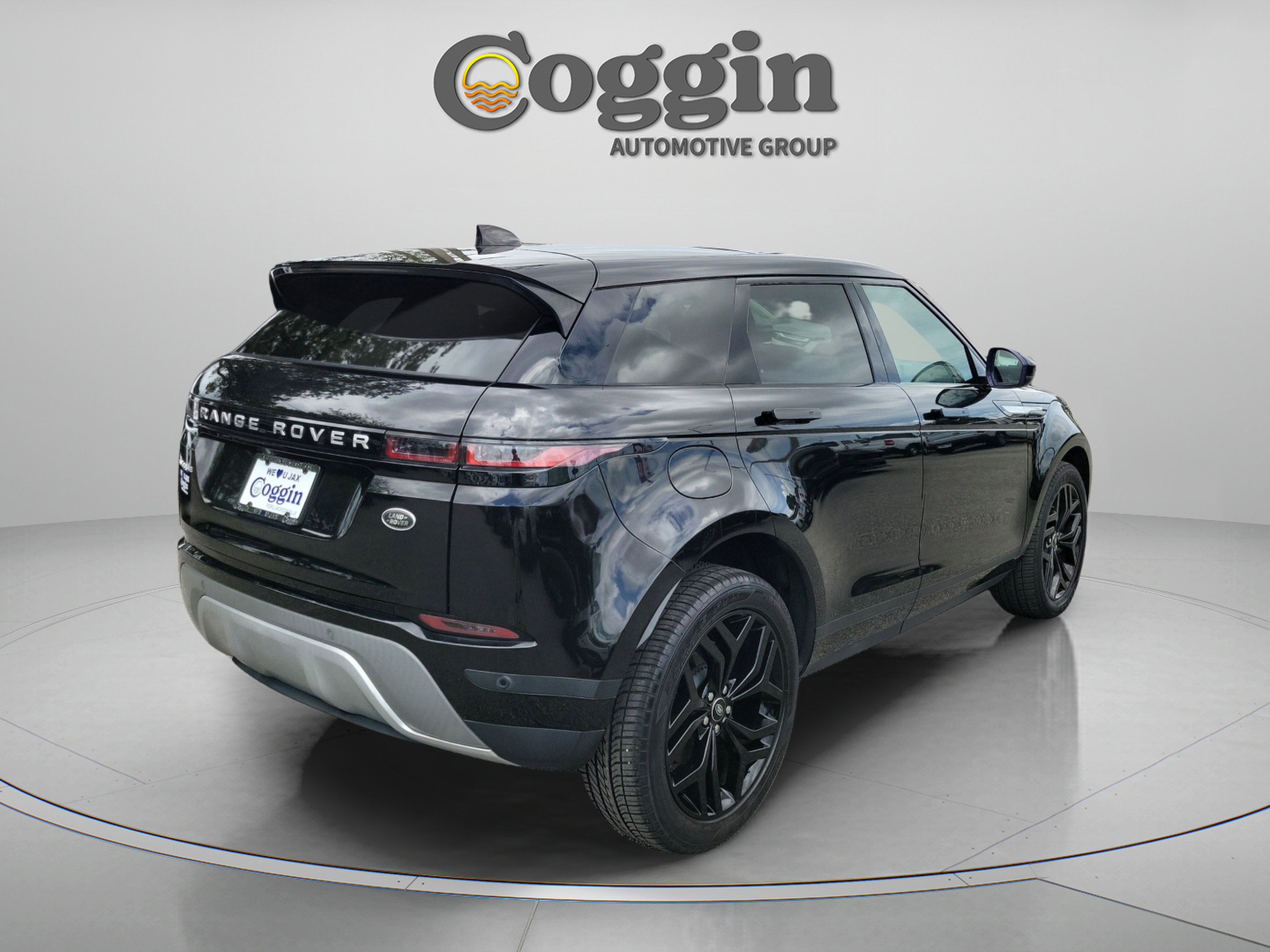 Used 2022 Land Rover Range Rover Evoque SE AWD/4WD image 3