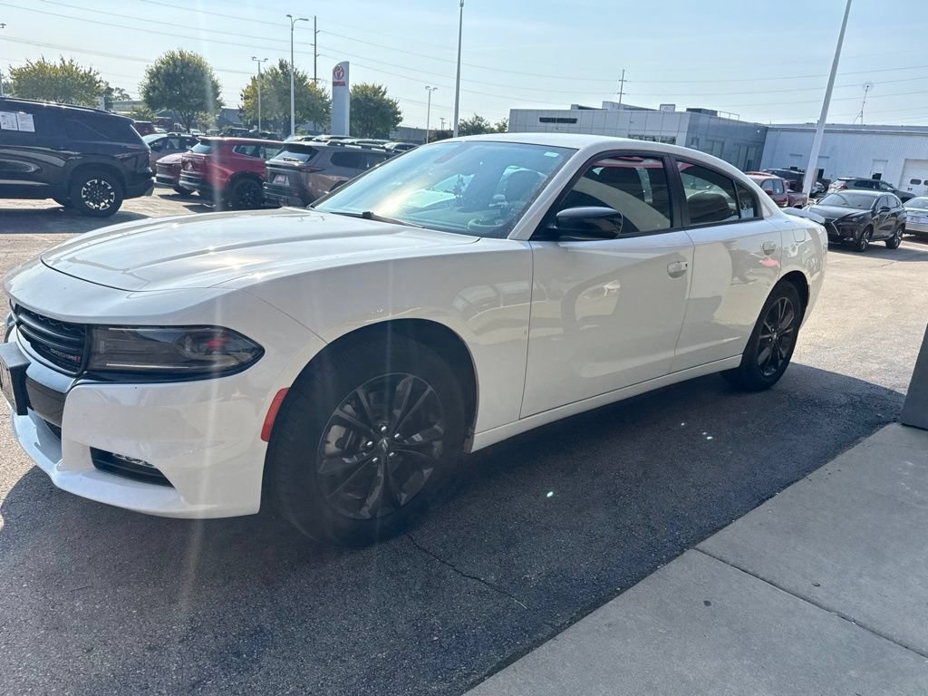 Used 2022 Dodge Charger SXT w/ Blacktop Package AWD/4WD image 8