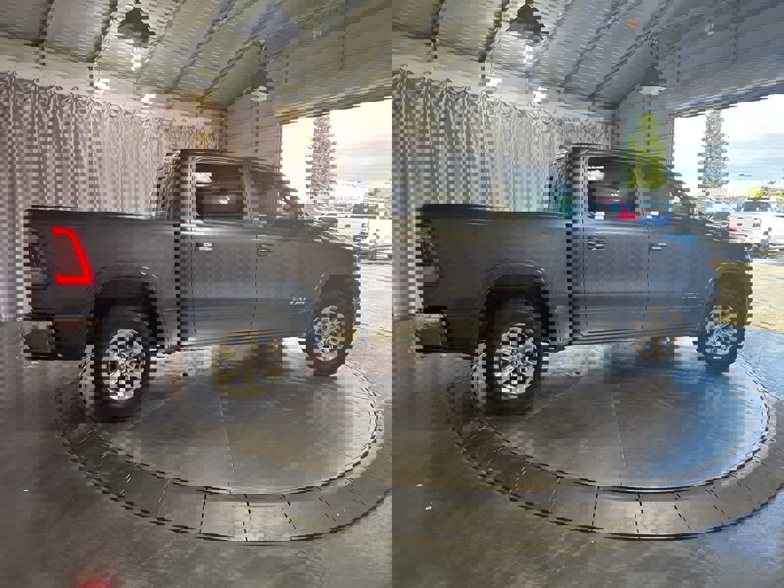 Used 2022 RAM 1500 Laramie image 4